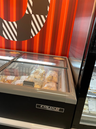 Wally Parr Foods - Hospitality and gastronomy