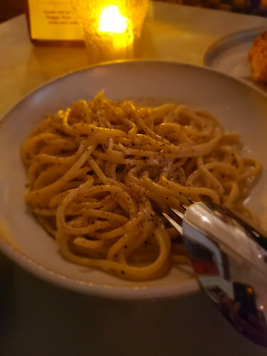 Bread and Circus Trattoria - Calgary