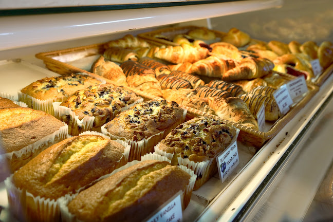 Opinii despre Rustic Sourdough Bakery & Deli în Calgary - Hospitality and gastronomy