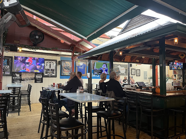 Comentarii opinii despre Hemingway's Restaurant and Bar