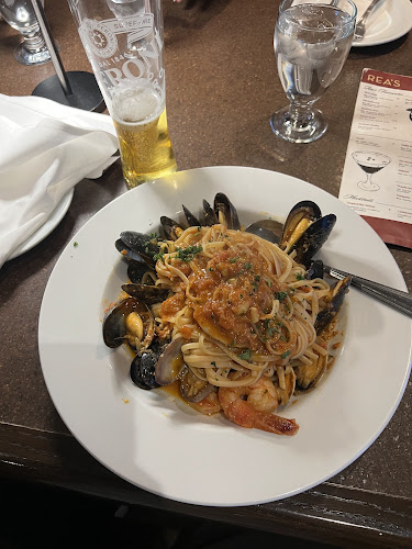 431 41 Ave NE, Calgary, AB T2E 2N4