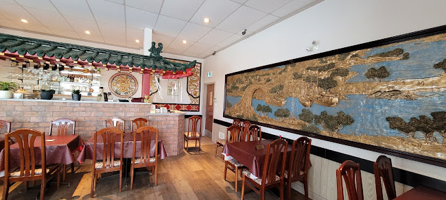 2689 Pandosy St, Kelowna, BC V1Y 9V9