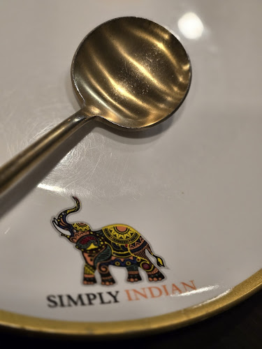 Comentarii opinii despre Simply Indian Sweets & Restaurant