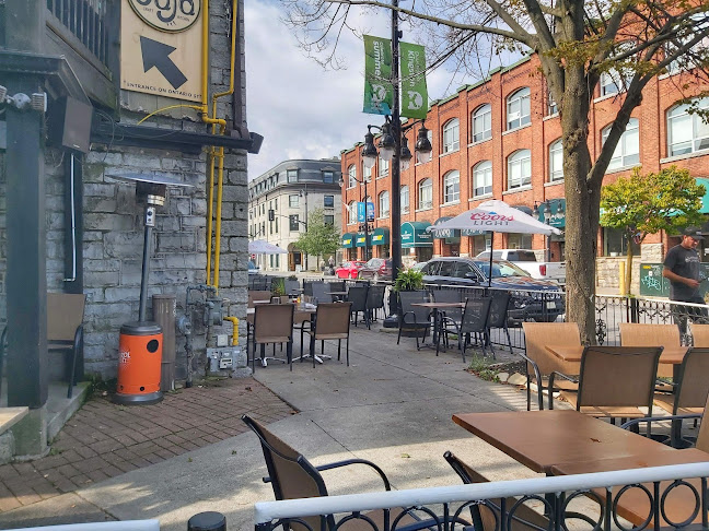 6 Princess St, Kingston, ON K7L 1A2