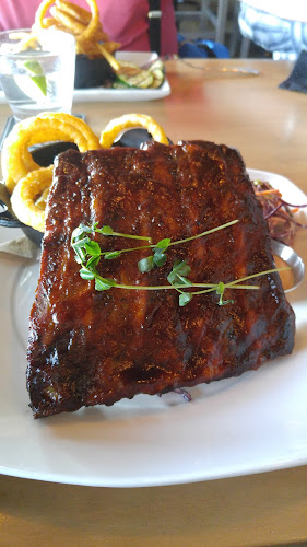 Hub Restaurant - Hospitality and gastronomy