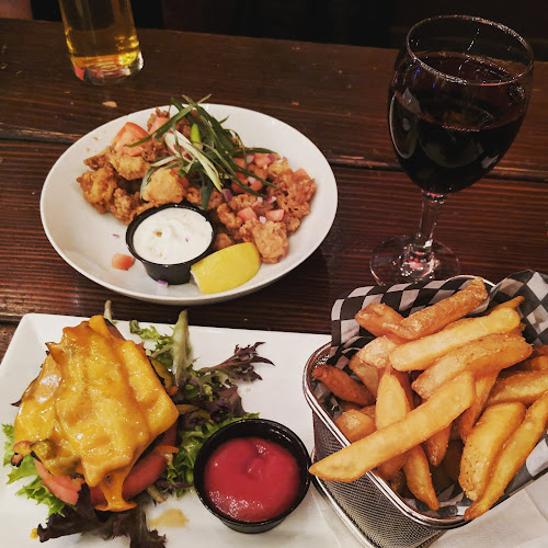 321 Selby St, Nanaimo, BC V9R 2R4