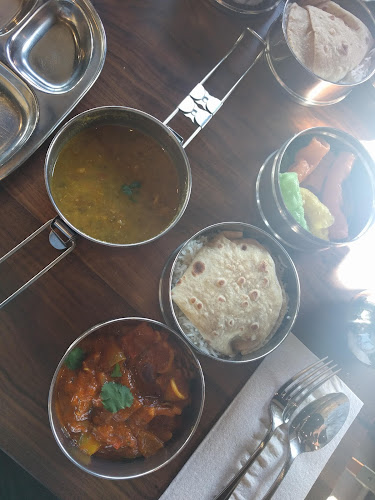 Comentarii opinii despre Mumbai local