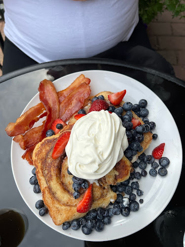 Brick Alley Bistro - Hospitality and gastronomy