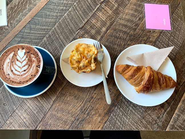 Comentarii opinii despre Elysian Coffee