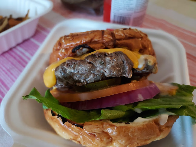 Comentarii opinii despre Stack't Eatery