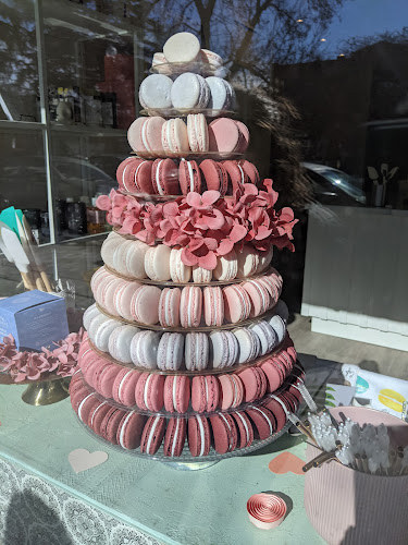 Ollia Macarons & Tea - Calgary