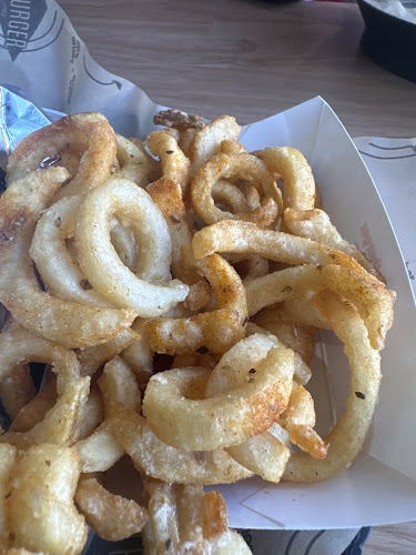 Comentarii opinii despre Fatburger Langley