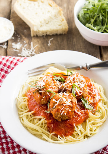 Sal's Family Restaurant - Hospitality and gastronomy