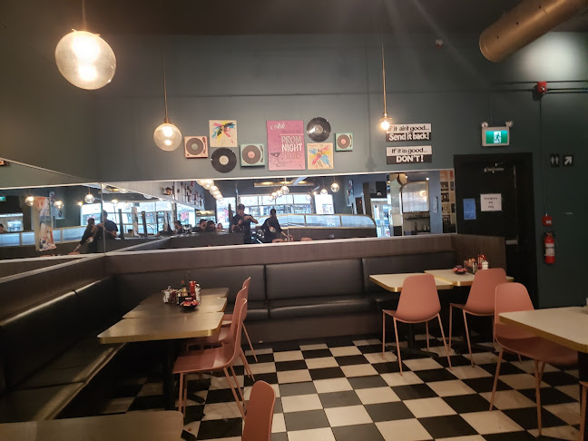 Comentarii opinii despre Zak's Diner Elgin St