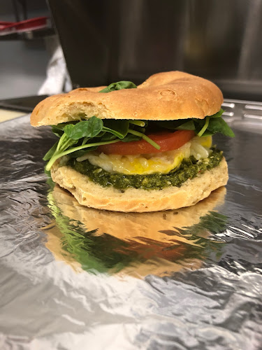 100 Harbord St, Toronto, ON M5S 1G6