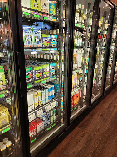 Comentarii opinii despre Langley Liquor Warehouse