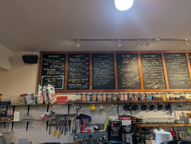 74 Celina St, Oshawa, ON L1H 4N2