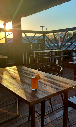 1165 Oxford St E, London, ON N5Y 3L7