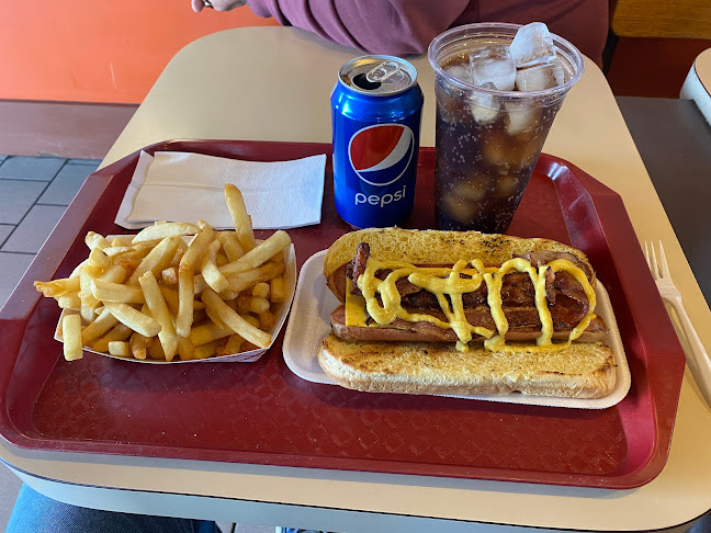 Opinii despre John Anderson Charcoal Broil Hamburgers în Mississauga - Hospitality and gastronomy