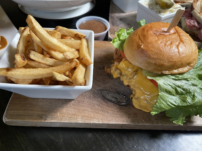 Comentarii opinii despre The Judge & Jury