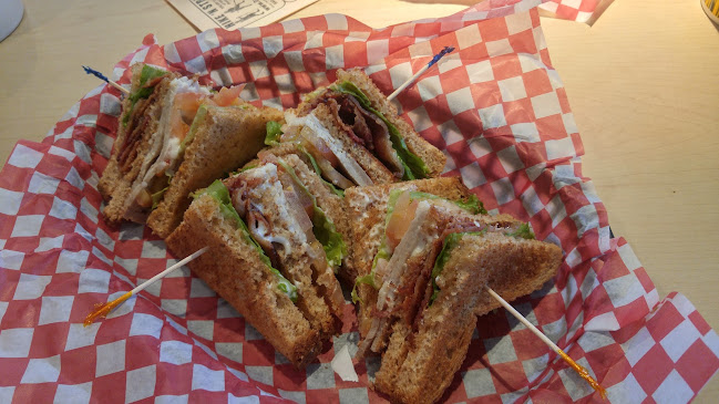 126 Douglas St, Victoria, BC V8V 2N9