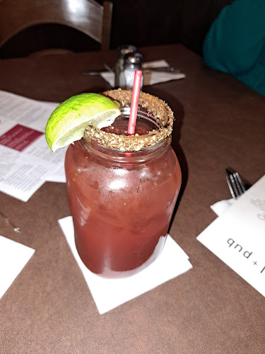 Comentarii opinii despre Casey's Grill.Bar