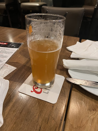 40 Lakeshore Rd E, Mississauga, ON L5G 1C8