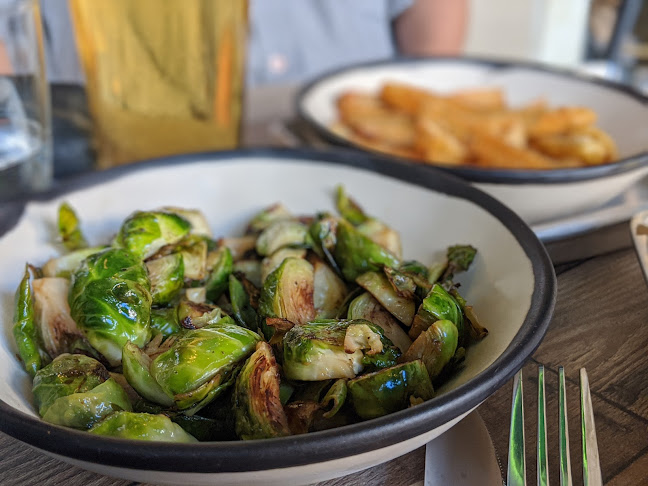 955 Granville St, Vancouver, BC V6Z 1L3