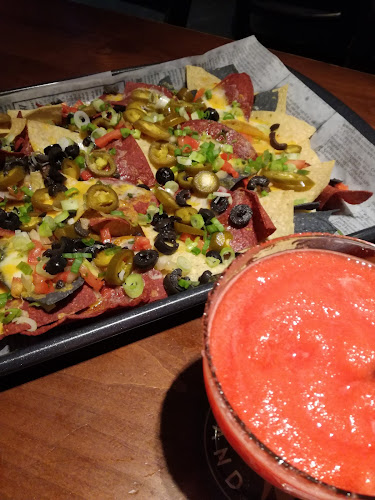 Jamesons Pub - 17th Ave - Hospitality and gastronomy