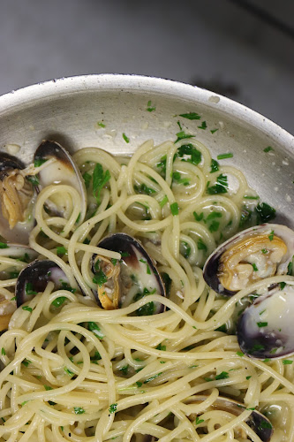 Bread and Circus Trattoria - Hospitality and gastronomy