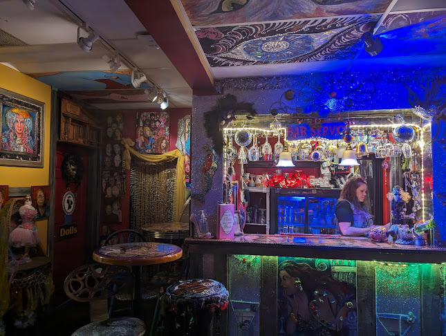 A Boutique Gallery Bar by Gracie Jane - St. Albert