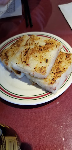 939 Somerset St W, Ottawa, ON K1R 6R8