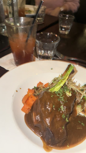 Comentarii opinii despre Chewies Oyster Bar Kitsilano