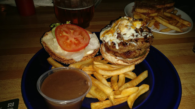 Comentarii opinii despre Hilltop Pub