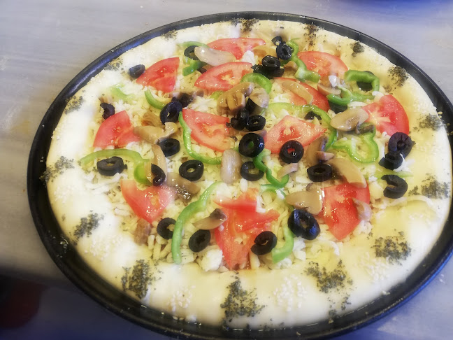 Uncle Googie's Pizzeria - Hospitality and gastronomy