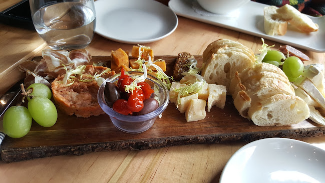 Opinii despre radius® on Hess în Hamilton - Hospitality and gastronomy