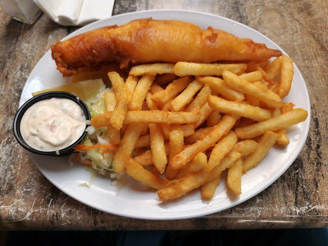 Hemingway's Restaurant and Bar