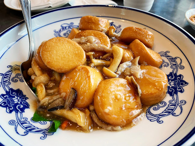 Sun's BBQ Restaurant - Hospitality and gastronomy