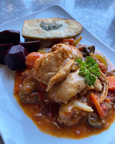 Opinii despre MeMe's Cafe and Food Shop în Wilmot - Hospitality and gastronomy