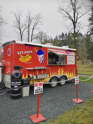 Li'l Joe's Smokies and Dogs - Hospitality and gastronomy