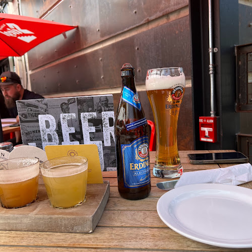 Comentarii opinii despre Beertown Public House Barrie