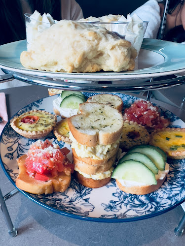 43 Queen St E, Brampton, ON L6W 3P1