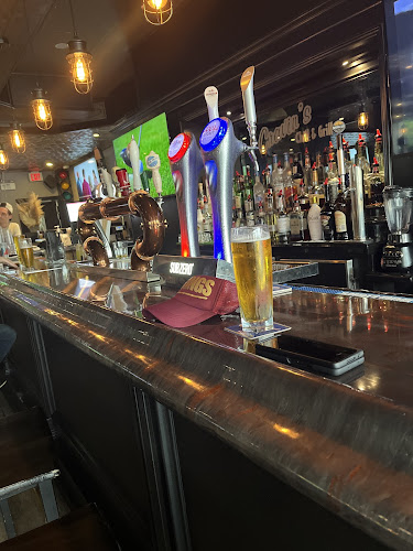 Cravin's Chill & Grill - Hospitality and gastronomy