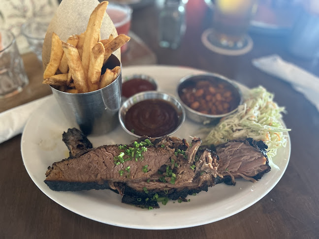 Comentarii opinii despre Beertown Public House Barrie