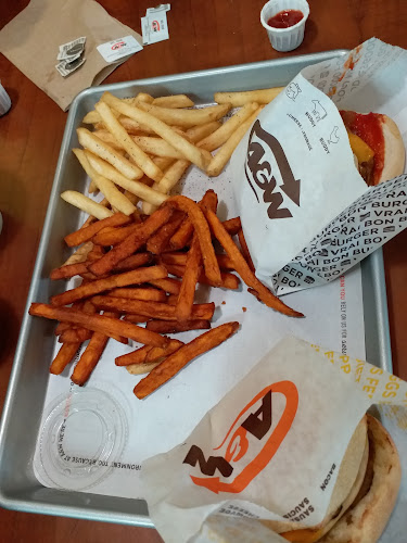 A&W Canada - Hospitality and gastronomy