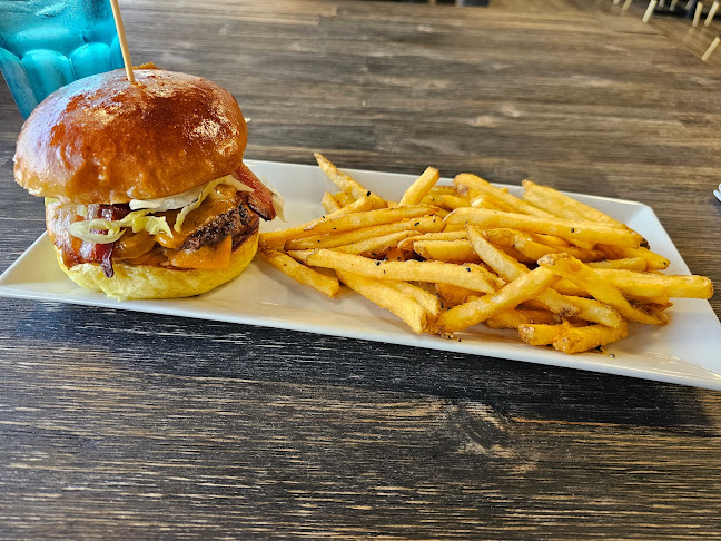 248 St Matthews Ave, Spruce Grove, AB T7X 3B4