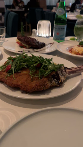 Comentarii opinii despre Carisma