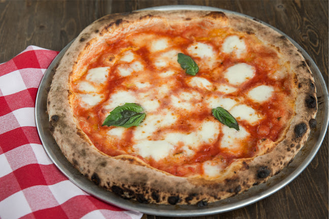 The Parlour Italian Kitchen & Bar - Edmonton