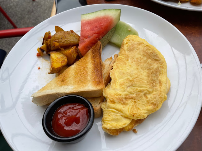 Westward Ho! Public House & Grill Room at University Golf Club - Hospitality and gastronomy