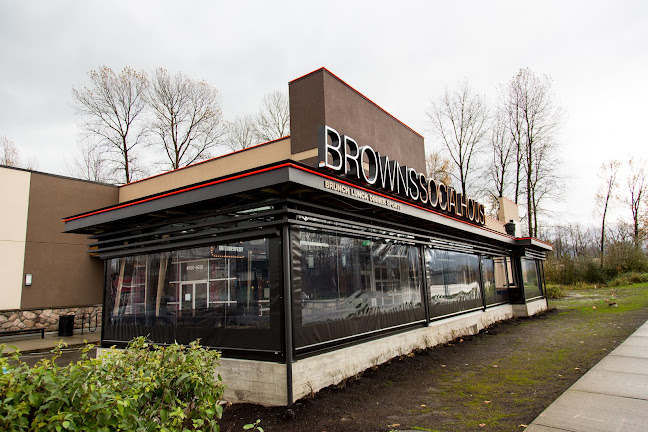 Browns Socialhouse Eagle Landing - Chilliwack